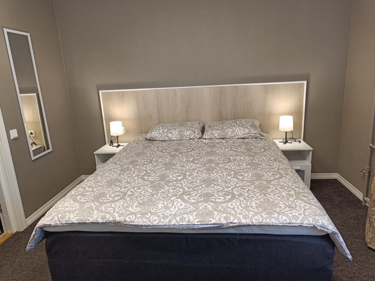 Aparthotel 纳尔瓦 外观 照片